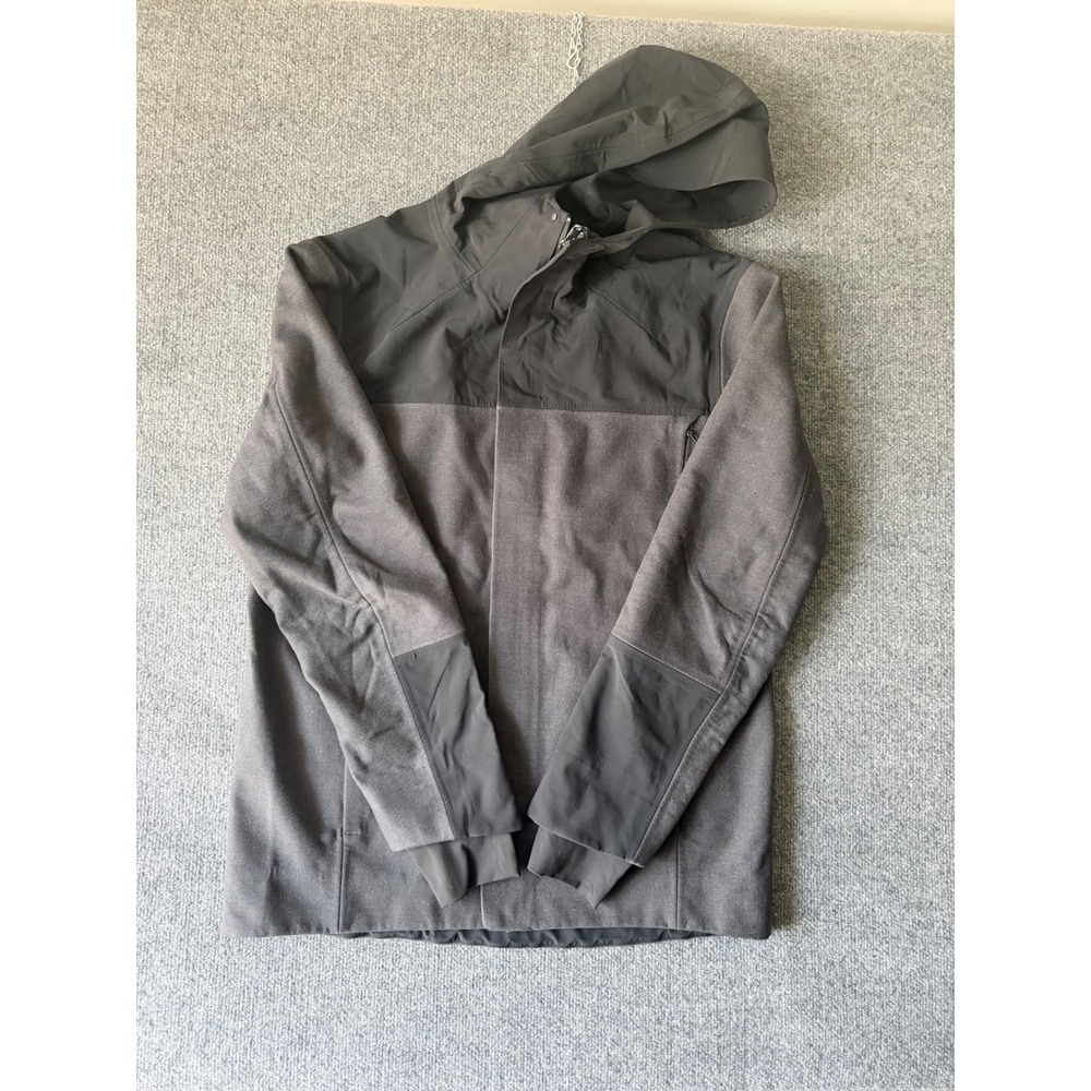 Lululemon men's heavy gray  jacket size XL